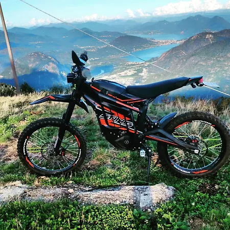 Malvarosa Casale Corte Cerro